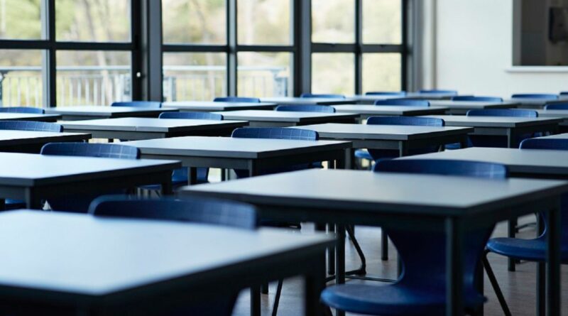 Miles de escuelas siguen cerradas por la covid-19: así es la educación en el mundo hoy