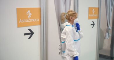 Por qué no tiene sentido paralizar la vacunación de Janssen y AstraZeneca