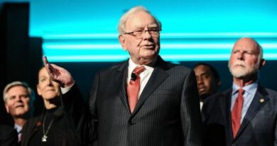 Por qué Warren Buffett es un modelo para otros multimillonarios