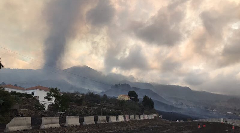 Volcán de La Palma: ¿cómo han desembocado los terremotos en una erupción?