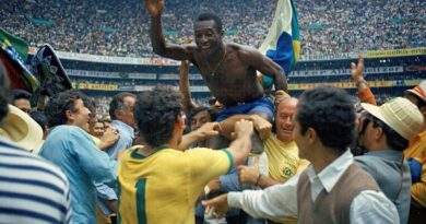 Pelé: la primera superestrella mundial que puso pasión y una sonrisa al fútbol